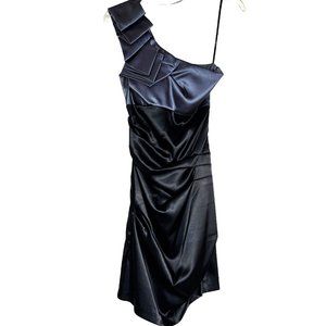B. Darlin Gray/Black Satin 1-Shoulder Ruched & Pleated Formal/Prom Dress, Sz 3/4